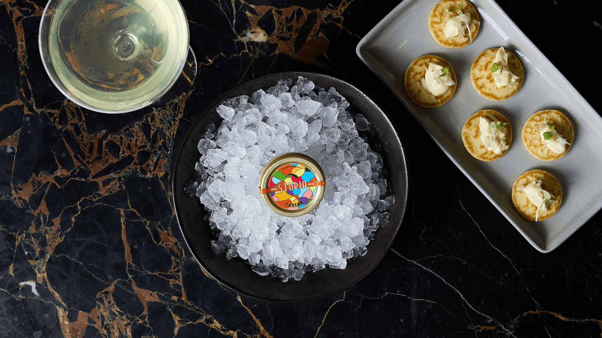 Bar Safari at Living Room Bar